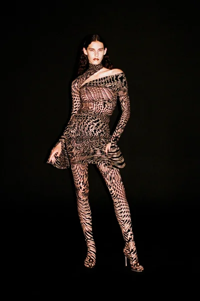 Look 7